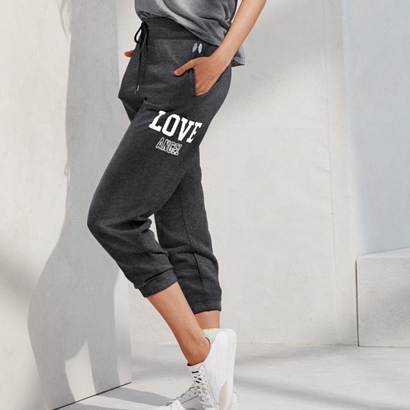 Victoria's Secret Pants - NWT VS Victoria's Secret Boyfriend Capri