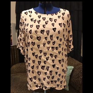 H&M Plus Size Heart Top