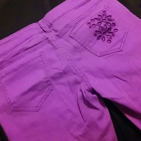 Magenta capri - Picture 2 of 3