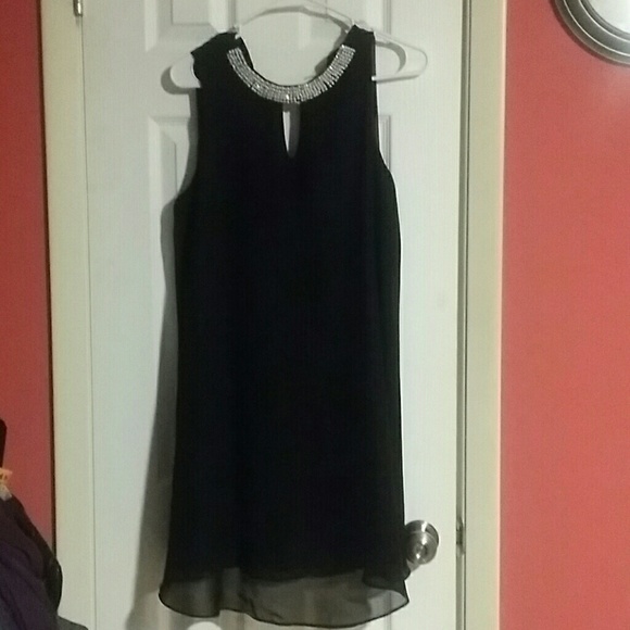 Beautiful homecoming or other special event dress! - Picture 1 of 3