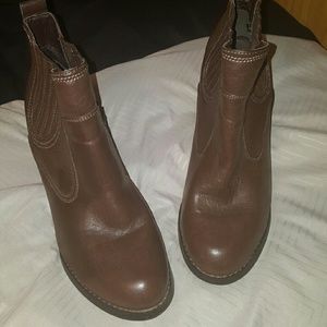 Brown ankle boots size 8.5