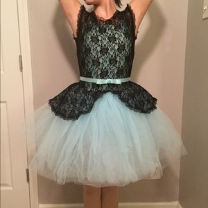 Sky blue ballet tutu w/ribbon