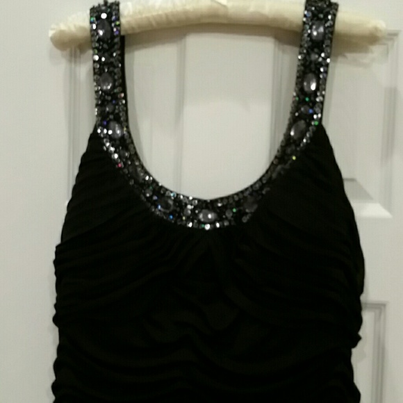 Xscape Dresses & Skirts - REDUCED Show stopper classy dressy dress