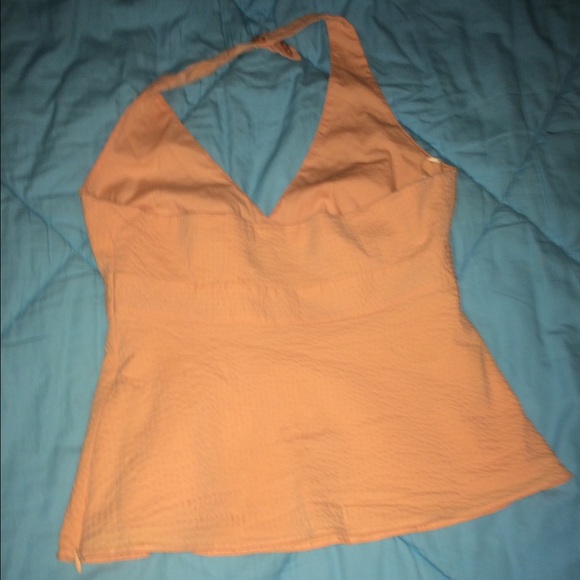 Halter top. Good condition. Never worn. - Picture 4 of 4