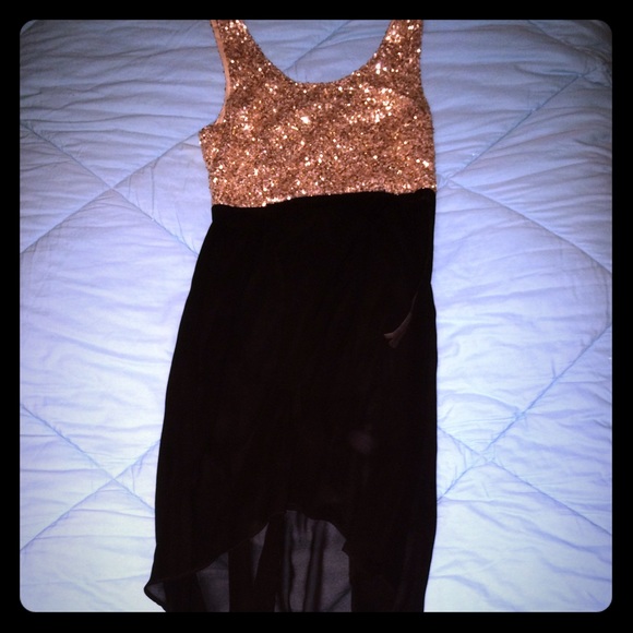 High-low dress. Worn twice. - Picture 1 of 4