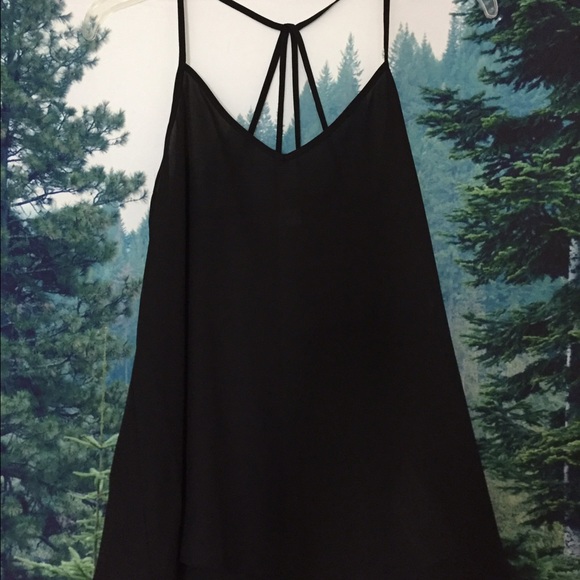 Crisscross back Black tank Blouse Brand New no tag