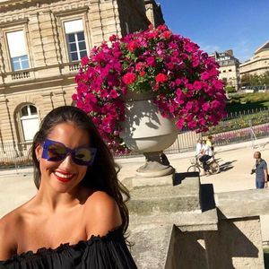 Meet your Posher, Frances