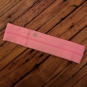 Lululemon Flyaway Tamer Headband