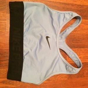 Nike Pro Sports Bra
