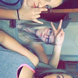 Meet your Posher, Brooke