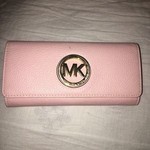 Michael Kors Wallet !
