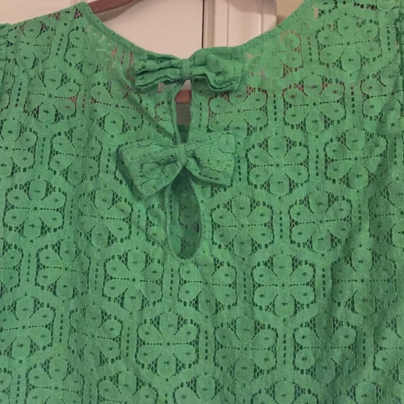 Lilly Pulitzer lace top - Picture 4 of 4