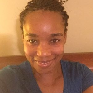 Meet your Posher, Hilary