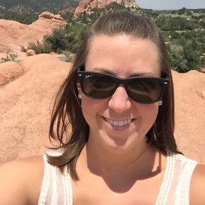 Meet your Posher, Sara