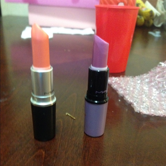 Mac 4 LE lipsticks bundle