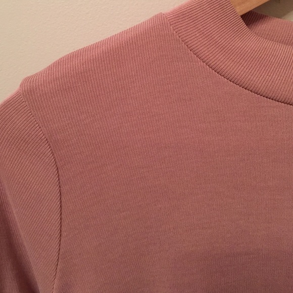 Buttery soft Ribbed mock neck long sleeve top - Picture 4 of 4