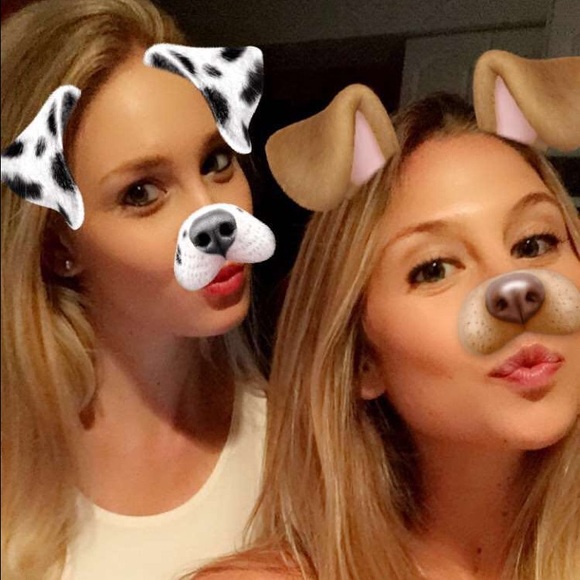 Meet your Posher, Chloe