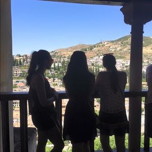 Meet your Posher, Alyssa