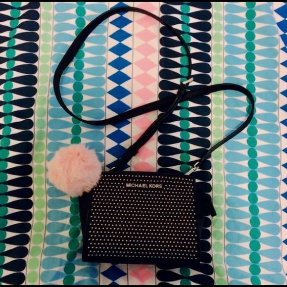 SOLD- MK micro studded crossbody bag🌸🌹🌸 - Picture 3 of 3