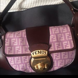 🚫SOLD🚫Authentic FENDI hand bag