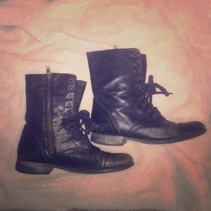 Steve Madden Troopa Combat Boots