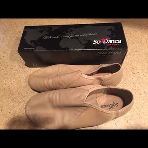 So Danca Jazz Shoes size 7.5