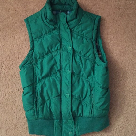 Vest - Picture 2 of 3