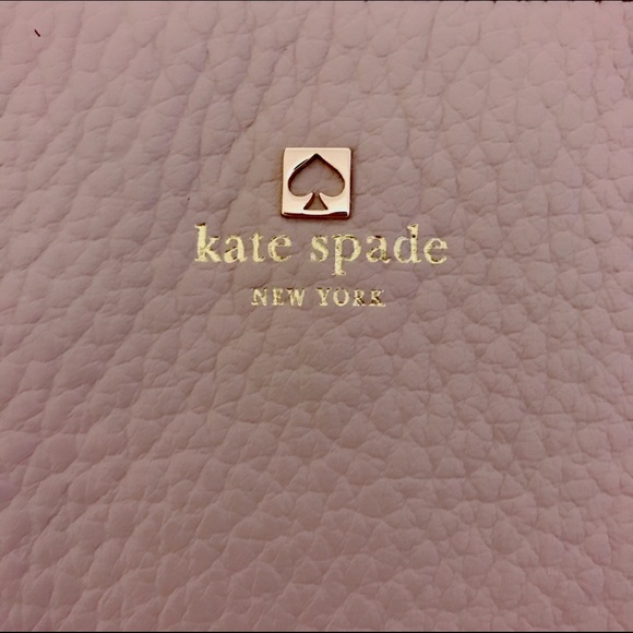 SOLD ON MERC - Kate Spade crossbody bag - Picture 2 of 3