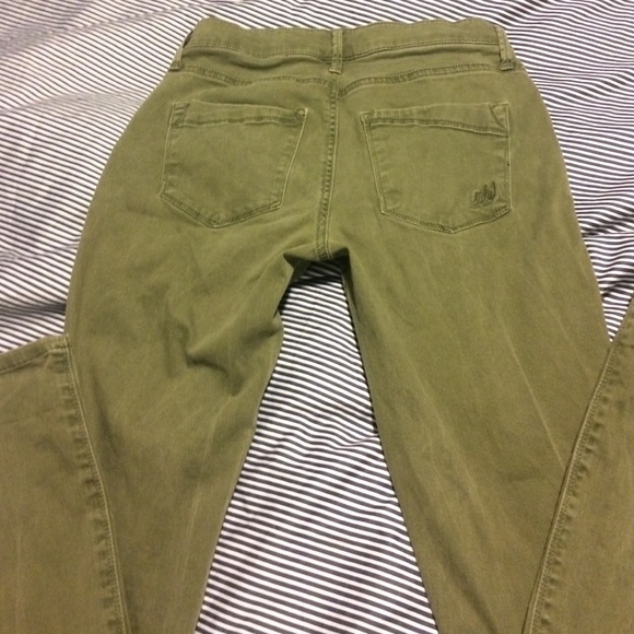 Express Jeans - Picture 2 of 3