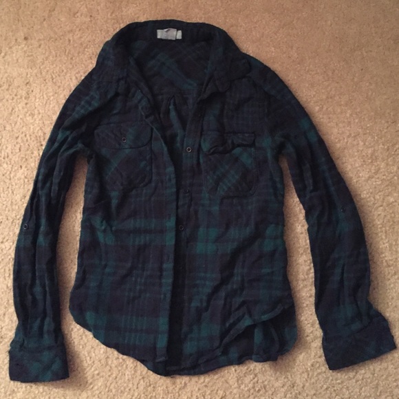 Plaid flannel - Picture 1 of 4