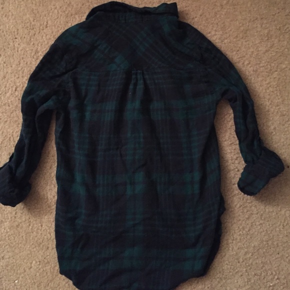 Plaid flannel - Picture 3 of 4