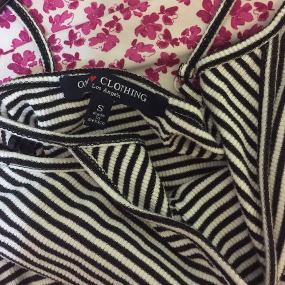 Stripped romper - Picture 2 of 3