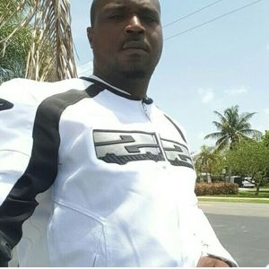 Meet your Posher, Harold