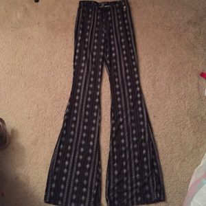 Flare cloth pattern pants