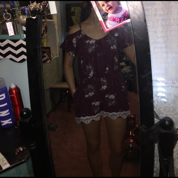 Romper - Picture 1 of 3