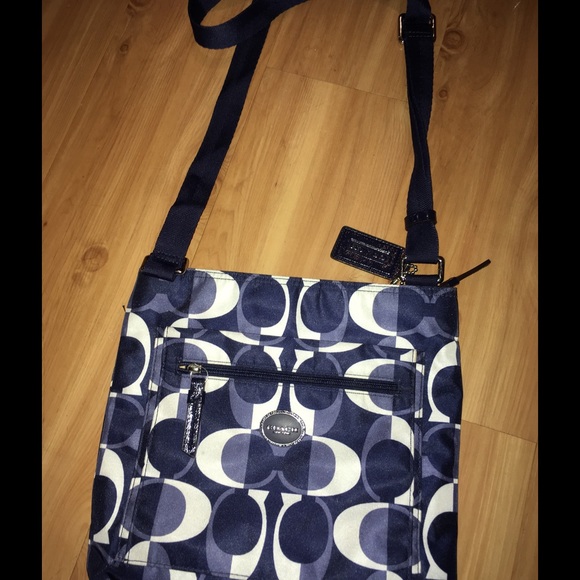 Coach crossbody blue