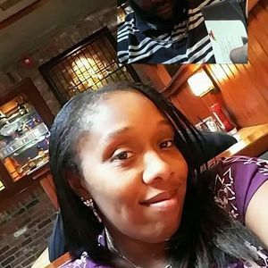 Meet your Posher, Everett