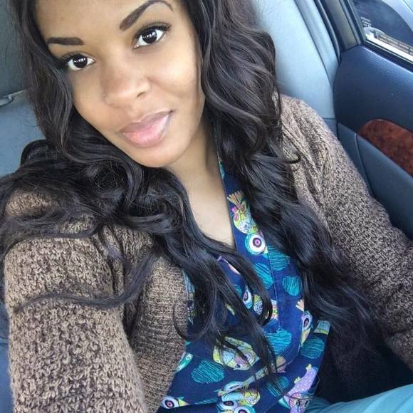 Meet your Posher, Tanika - Picture 1 of 1