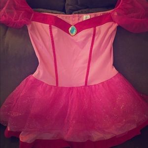 Hot Topic•Princess Peach•Halloween Costume