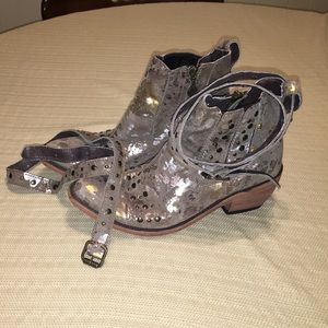 Liberty Black ankle boots!