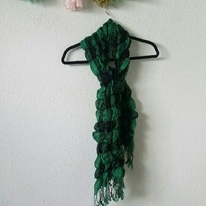 Ruched plaid scarf