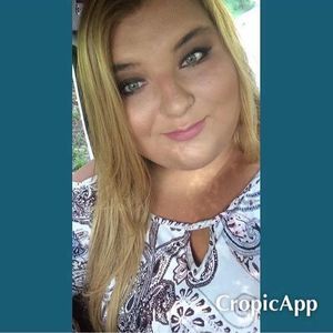 Meet your Posher, Katie beth