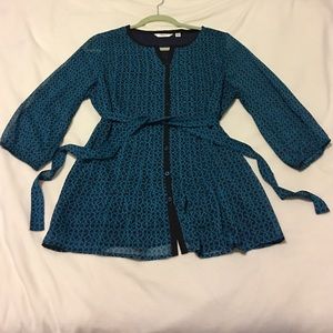 Liz Claiborne patterned top