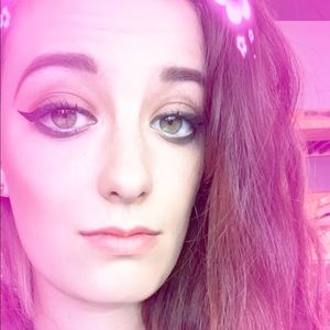 Meet your Posher, Kat