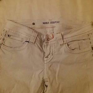 White MEK Denim Sicily Capri jeans