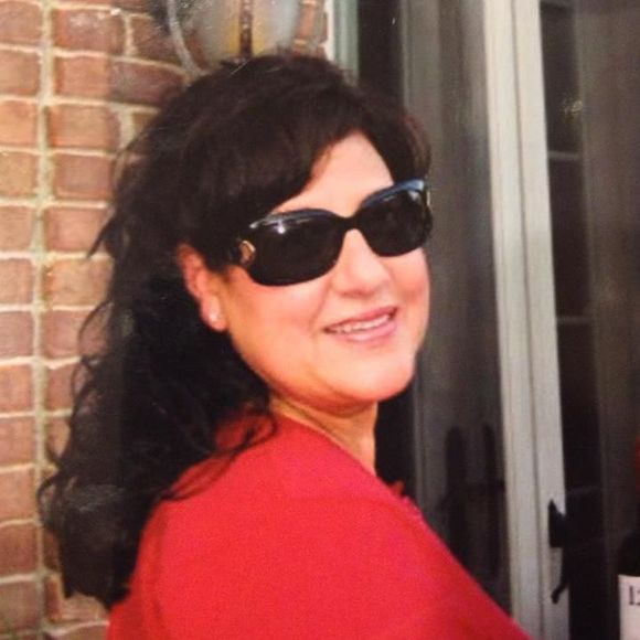 Meet your Posher, Cathy - Picture 1 of 1