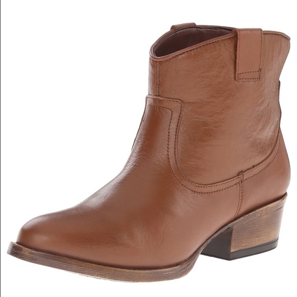 Kenneth Cole Booties