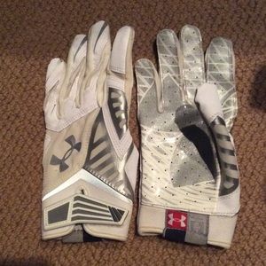 Brand new under armour football gloves