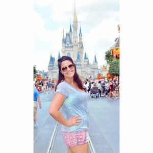 Meet your Posher, Alexis