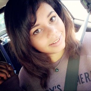 Meet your Posher, Samantha